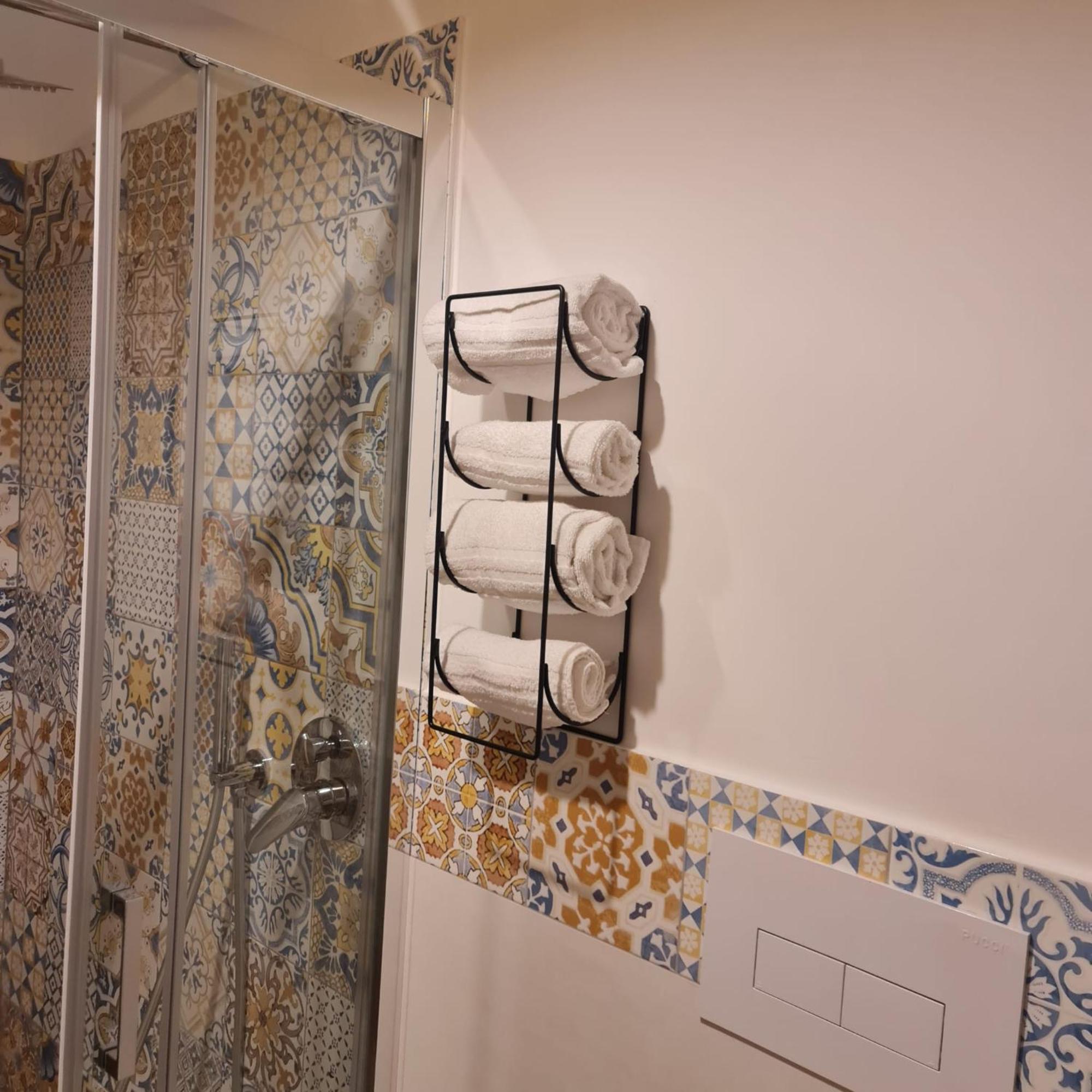 Mare Fuori B&B Salerno Kültér fotó