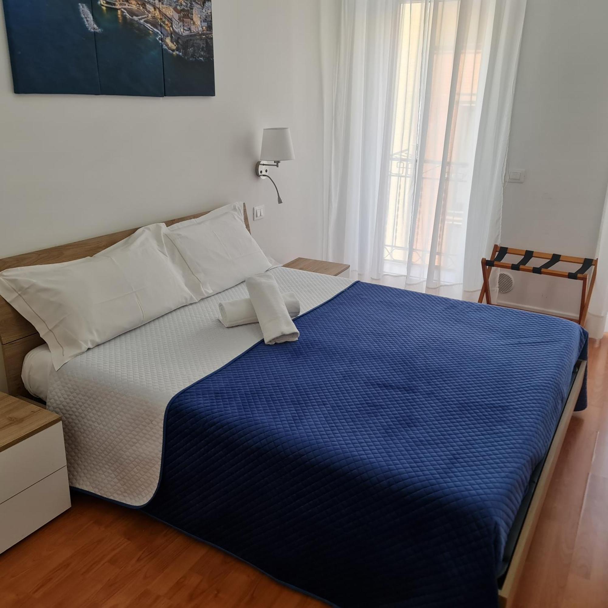 Mare Fuori B&B Salerno Kültér fotó
